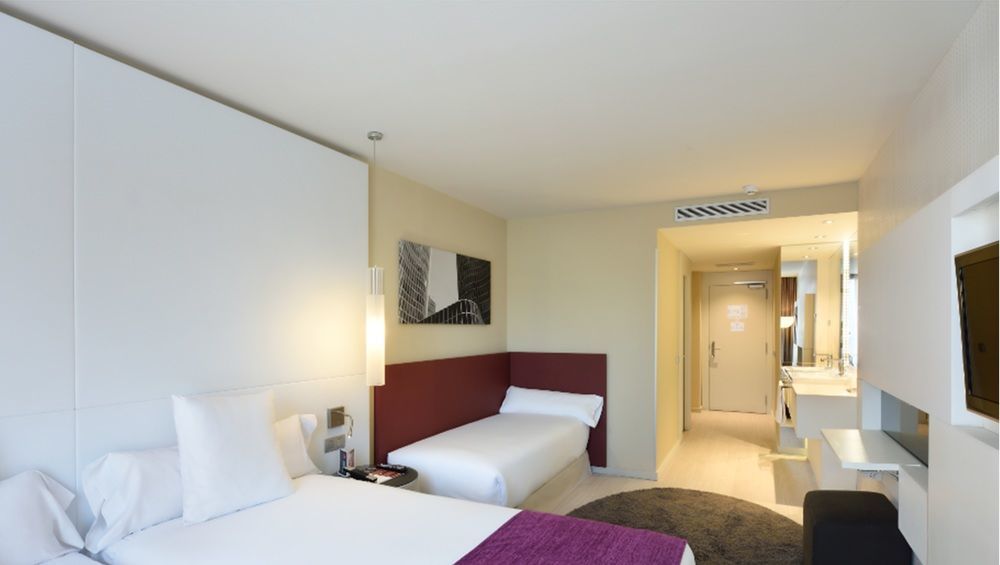 ברצלונה Grums Hotel & Spa מראה חיצוני תמונה